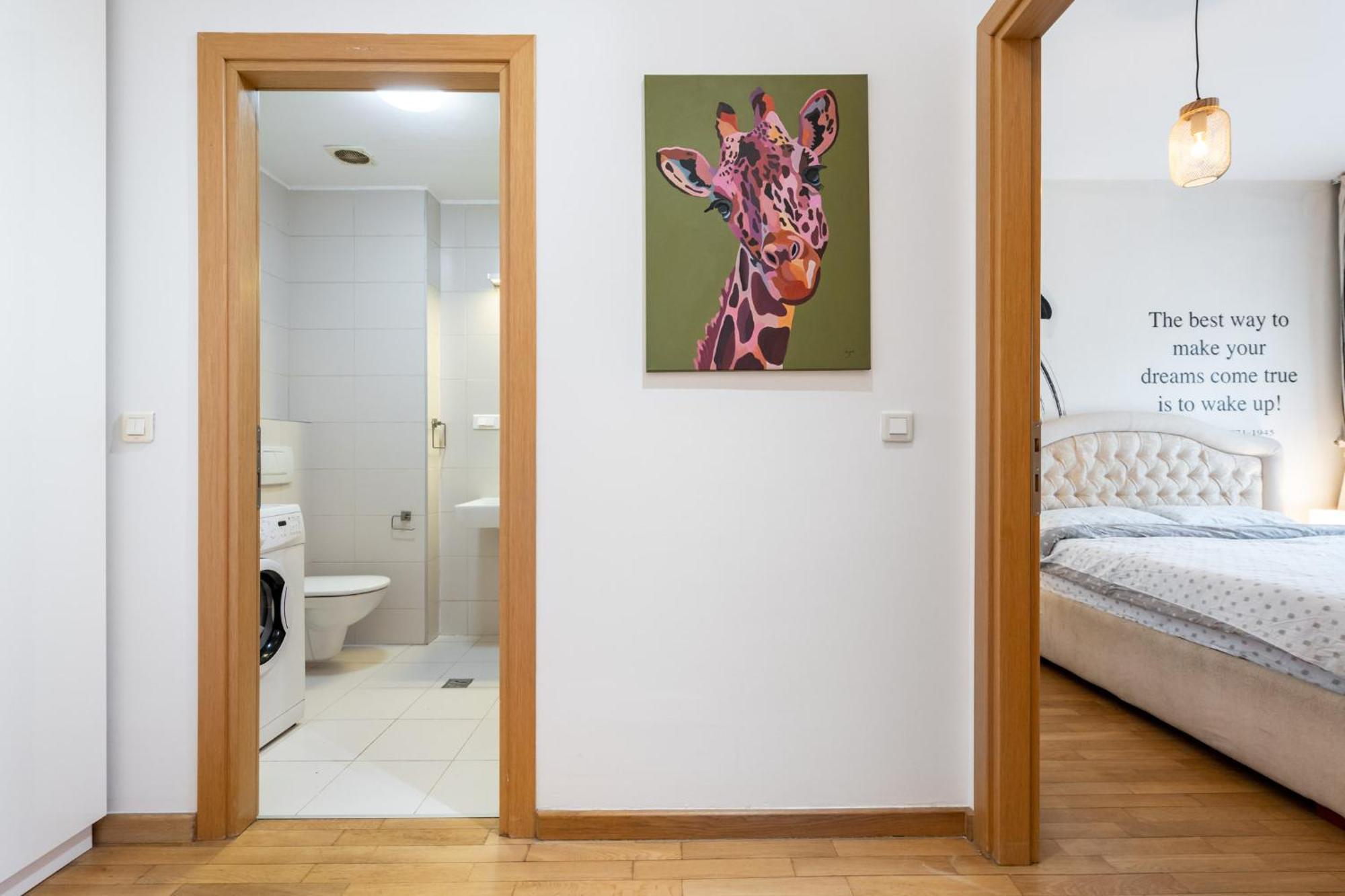 Lazynest - Modern Apartment With Parking & Balcony Bucarest Extérieur photo