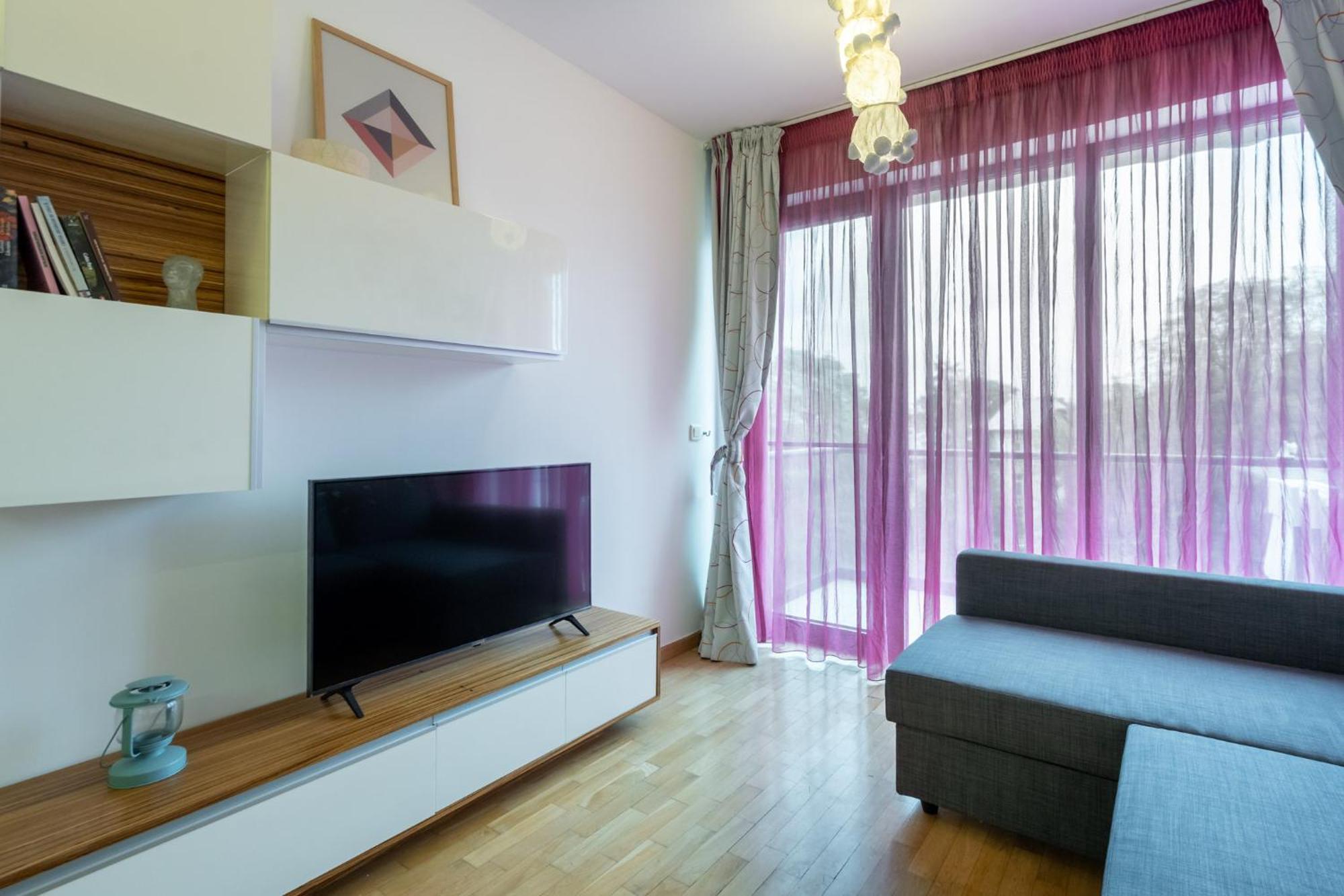 Lazynest - Modern Apartment With Parking & Balcony Bucarest Extérieur photo