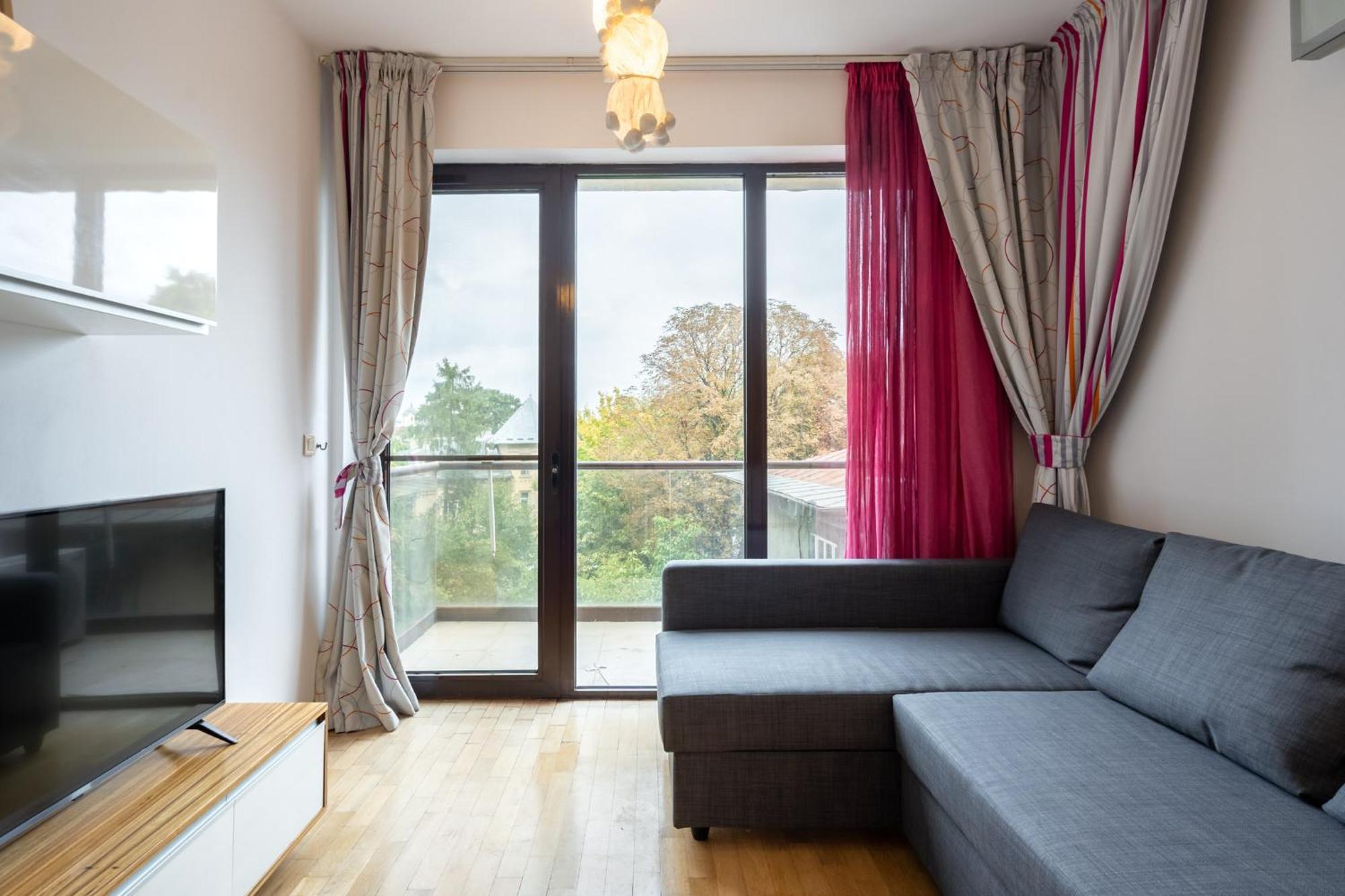 Lazynest - Modern Apartment With Parking & Balcony Bucarest Extérieur photo